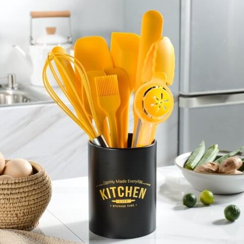 With Storage Bucket Integrated All-Inclusive Silicone Baking Egg Material Western Point Tool Scraper Egg Beater Baking Tool Set