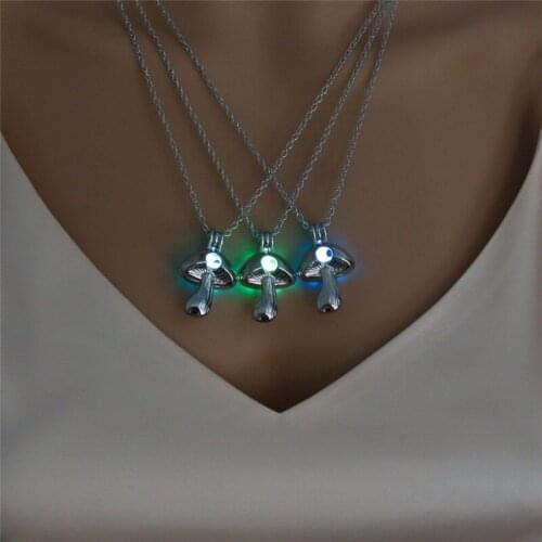 Luminous Mushroom Metal Pendant Necklace For Women Men Plant Vintage Punk Choker Necklace Fashion Statement Jewelry Novelty