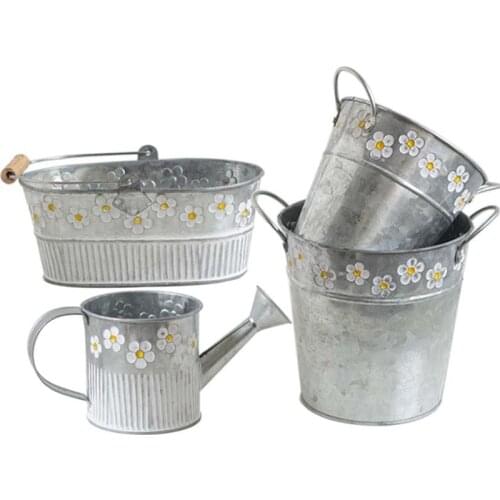 Garden Watering Flower Container Gadget Vintage Metal Iron Basket Bucket Plants Flower Pot Home Garden Planter Holder