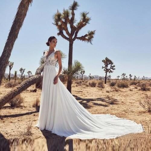 Sexy V-neck White Chiffon Dress With Applique Lace Backless Wedding Dresses 2020 vestido de noiva Bridal Gown