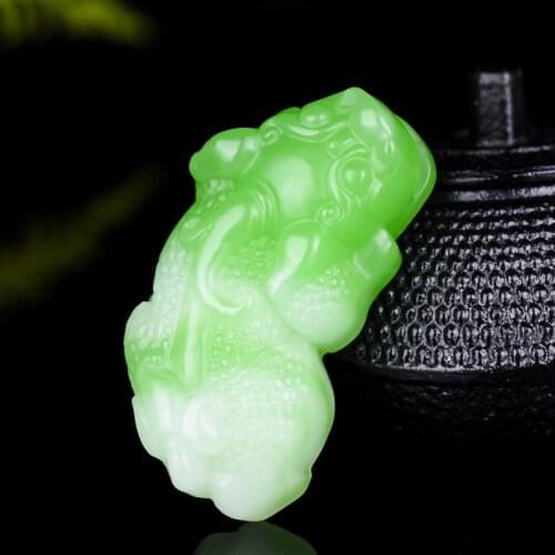 Natural Chinese Green White Jade Pixiu Pendant Necklace Carved Jadeite Charm Jewelry Accessories Amulet Fashion Men Women Gifts