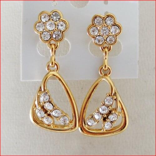 MIN ORDER 10$/CUTE DANGLER 1.3" NEW - YELLOW GOLD GP OVERLAY CZ STONE FLOWER STUD EARRING/GREAT GIFT