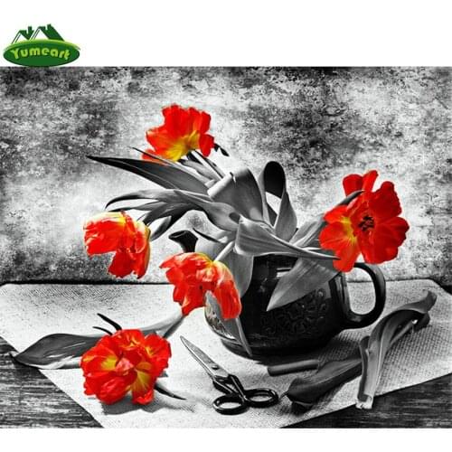 Full Drill Square Diamond Painting Cross Stitch Red Flower Full Square Diamond Mosaic Gray Vase 5D Diamond Embroidery Home Decor