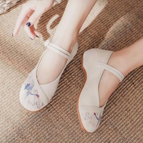 Vintage crane embroidered cloth shoes drama soft bottom wedge women shoes nurse canvas sports dance shoes Bridesmaid