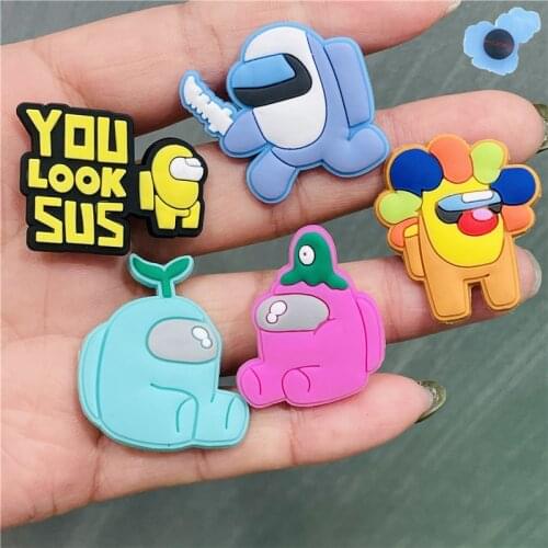 Hot Sale 1Pcs Hot Game Robot Shoe Charms Accessories Game Over Decorations PVC DIY Croc Jibz Buckle for Kids Boys Party Gifts