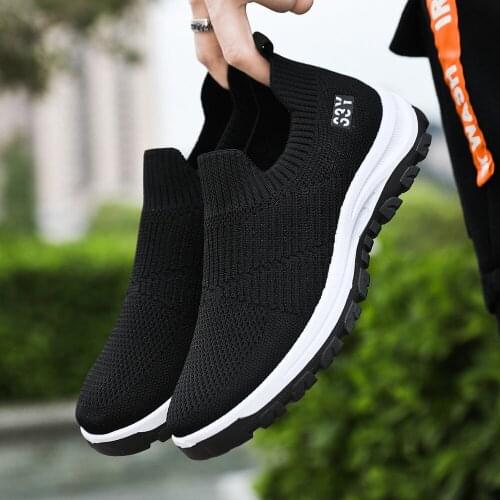 Breathable Flying Woven Sports Casual Shoes Trend Soft-soled Shoes Sports Running Mens Shoes 2021 Summer New Style