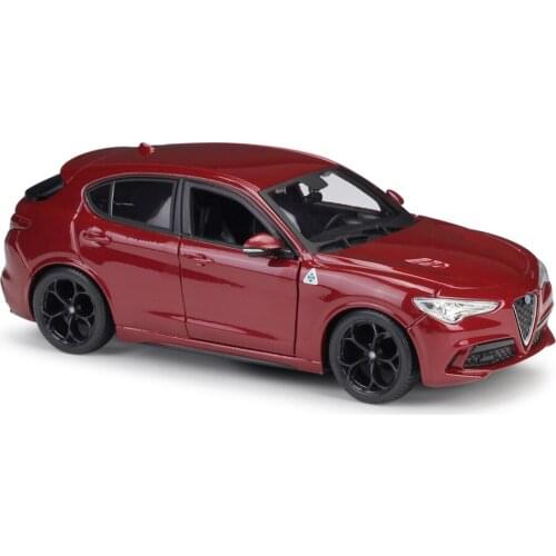 Bburago 1:24 Alfa Romeo Stelvio SUV Car Static Diecast Alloy Car Model For Boys Gifts Toys Original Box Free Shippin