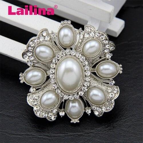 Fashion Rhinestone and Imitation Pearls Brooches For Female Pins Lapel Pin Women Brooch