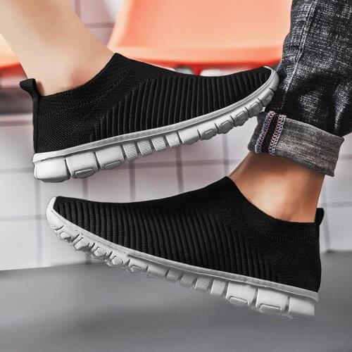 Large Size Low Slip-on Sneakers Socks Man Sport Shoes Men Running Shoes Breathable Women Sports Shoes for Men Black Gym GME-1556