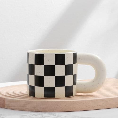 Personalized Ceramic Checkerboard Mug With Big Fat Handle Creative Coffee Tea Milk Cup Nordic Home Decor Drinkware Birthday Gift