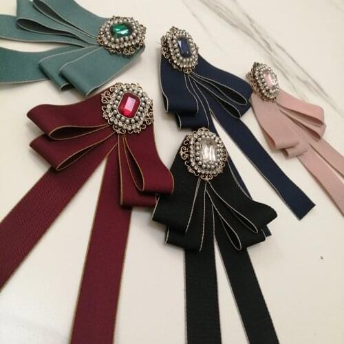 Luxury Pearl Vintage Brooch Pins Fashion Ribbon Brooches for Women Cute Rhinestones Bow Accessories for Brooches Clothes Jewelry