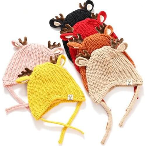 Doitbest 2 to 8 years old Boy girl Beanies Christmas antlers Winter Child knit hat kids girls Earflap Caps