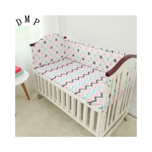 5PCS Cartoon Baby Crib Bedding Set Cot Kit Applique protetor de berço (4bumper+sheet)