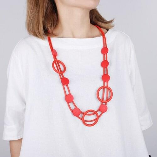 JID Mom Hot Red Chain Choker Necklace Boho Red Wooden Beads Pendant Long Necklace For Women Punk Jewelry Clothes Accessories