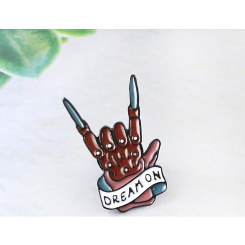 DREAM ON Rock Band Skeleton Hand Brooch Cool Inspiration Rockin'Rock Pin Denim Shirt Collar Punk Badge Music Fan Gothic Jewelry