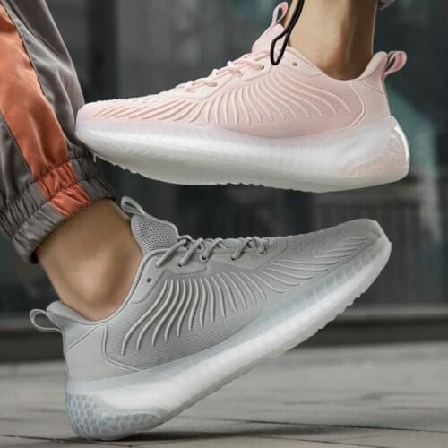 Luminous large size sports shoes lovers casual shoes breathable round head vulcanized shoes thick mens shoes Tenis Feminino
