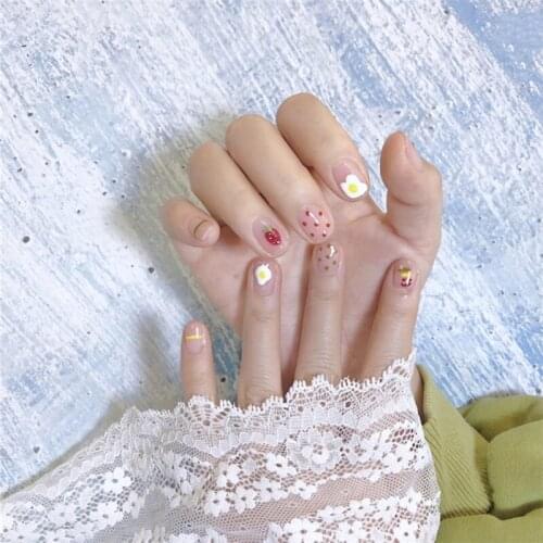 Super cute Poached Egg and Strawberry cartoon patern fake nails Japanese short bride false nails lady full nail tips