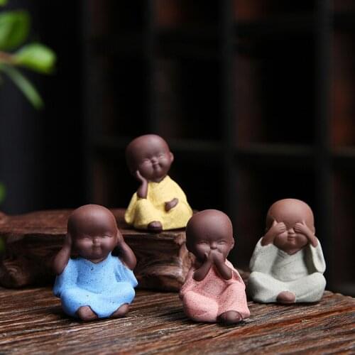 Kung Fu Buddha Figurine Tea Pet Ornaments Small Buddha Monk Statue Purple Ceramic Crafts Yoga Mandala Office Home Decorative