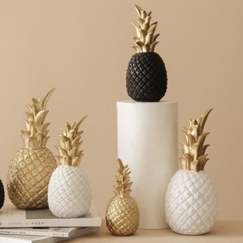 New Nordic Light Luxury Resin Pineapple Figurines Golden Creative Home Living Room Porch Model Room Soft Decoration Wedding Gift