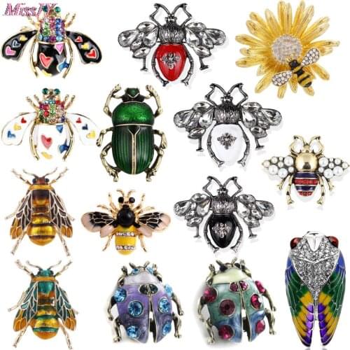 Crystal Vintage Bee ladybird Brooches for Women Large Insect Brooch Pin Fashion Dress Coat Accessories Cute Jewelry