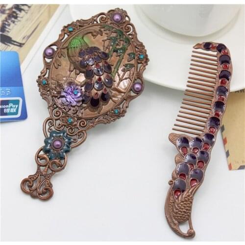 CASHOU61 Mirror Comb Retro European 3D Peacock Pattern Portable Makeup Mirror Comb Set Princess Mirror with Storage Gift Box