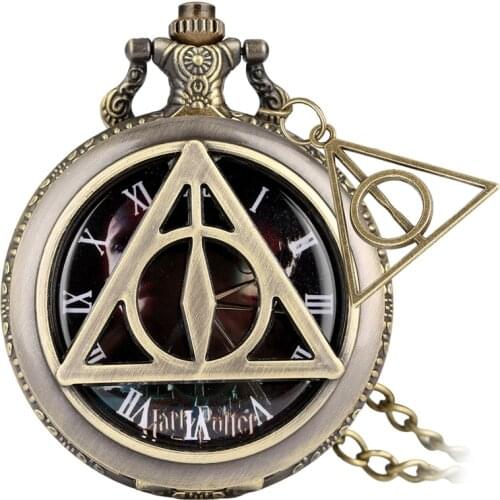 Retro Bronze Hollow Triangle Design Quartz Fob Pocket Watch Necklace Pendant Chain Sweater Watches Christmas Gift Creative Reloj