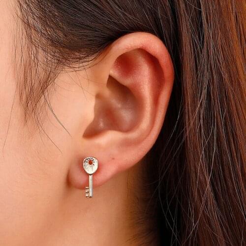 Korean Version Simple Retro Geometric Stud Earrings Fashion Creative Metal Personality Key Earrings for Women Jewelry Gifts