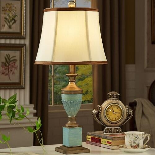 Luxurious Anti Metal Hand Brushed Effect Resin Lamp Body Bedside Lamps for Bedroom Living Room Blue Light Decorative Table Lamps