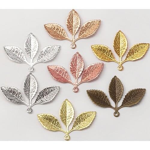 20pcs Three Leaf Flower Motif Charms Pendants Hair Hoop Bracelet Necklace Charms Accessories for Jewelry Making Findings DIY