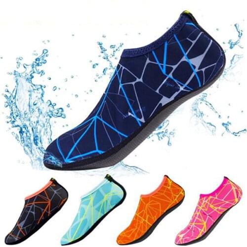 Quick-Dry Non-slip Diving Socks Coral Shoes Snorkeling Socks Swim Fins Socks Surf Yoga Beach Socks Swimming Shoes Water Shoes