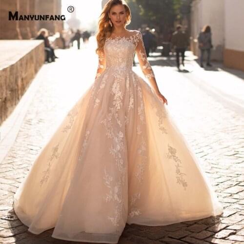 Custom Made O-Neck Three Quarter Sleeve Embroidery Appliques Tulle Bridal Ball Gown Luxury Lace Up Court Train Wedding Dress