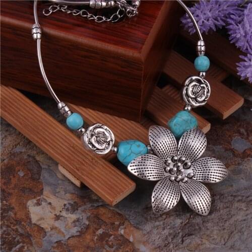 2016 New Fashion Bohemian Tibetan Silver Color Necklaces Vintage Ethnic Carved Metal Big Flower Pendants Necklaces For Women