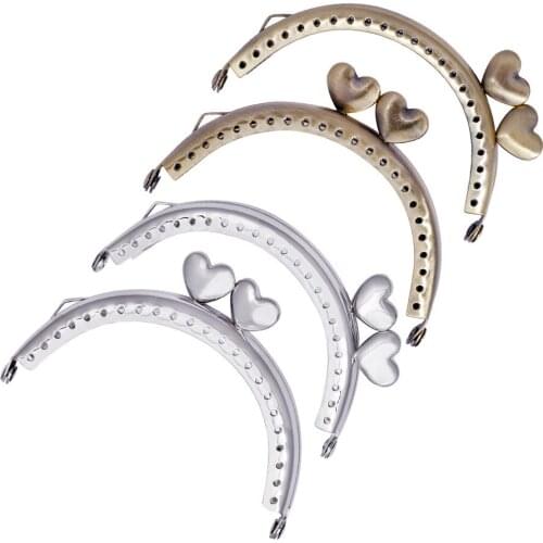 8.5CM Bronze Metal DIY Purse Frame Handbag Handle Coins Bags Metal Heart Kiss Clasp Lock Accessories for Purse Making