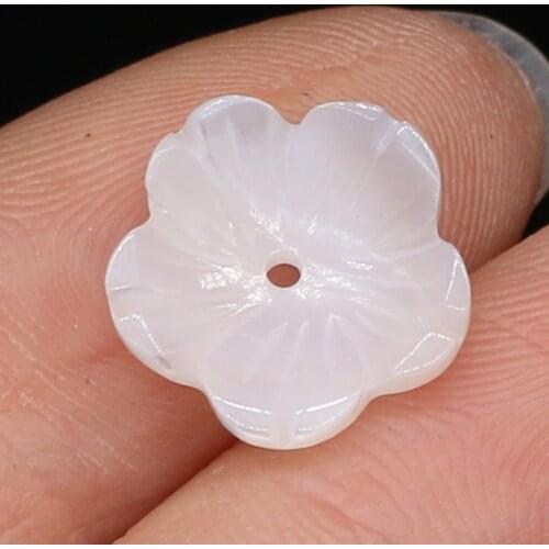 1 Pc Natural White Shell Petal Shaped Loose Bead Crafts Handmade DIY Necklace Bracelet Earrings Jewelry Accessories 10x10mm