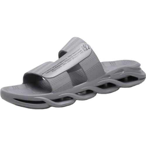 Mens Sandals 2021 Male odor-proof Outside Summer Wear Slippers Sandals Slippery wear-resisting Men Beach Sandals Leisure