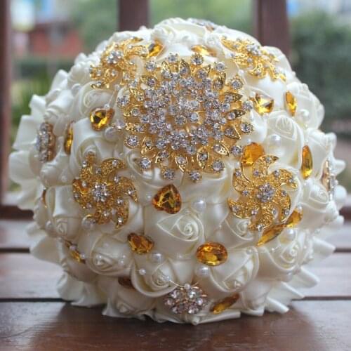 Diamond Pearls Wedding Bouquets Artificial Bridal Bouquets Holding Flowers Crystal Sweet 15 Quinceanera Bouquets PL001G