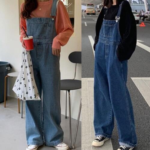 Women Summer Denim Jumpsuit Metal Buckle Strap Large Pockets Women Loose Sleeveless Straight Jumpsuit Dungarees Streetwear