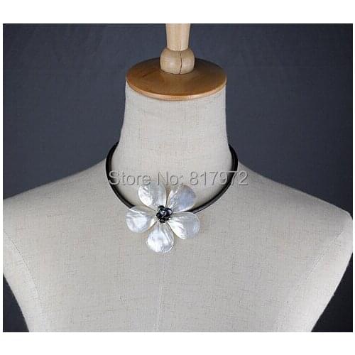 Wedding Pretty Flowers Chokers Necklace Simple Style Woman Jewelry Handmade Necklace AAA Natural Real Pearl Freshwater hide rope