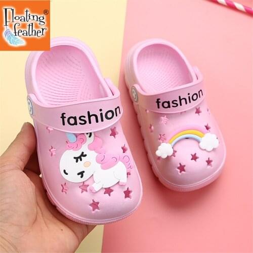 Unicorn Slippers for Boy Girl Rainbow Shoes 2019 Summer Toddler Animal Kids Outdoor Baby Slippers PVC Cartoon Kids Slippers