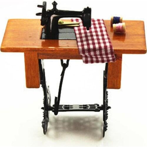 NEW Mini Sewing Machine Dollhouse Doll Cloth Model Accessories Home Furniture Crafts Home Decoration Figurines Miniatures