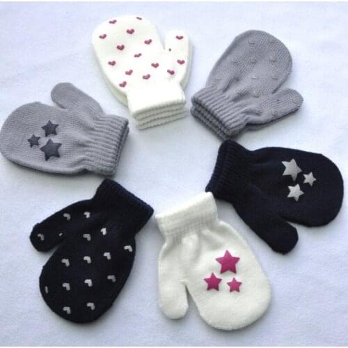 New Knitted Thick Warm Baby Gloves Winter Children Star Love Heart Print Gloves Kids Kawaii Full Finger Gloves Children Gloves