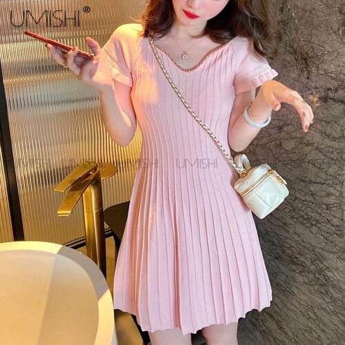 Pink V-Neck Metal Chain Petal Short Sleeve A-Line Pleated Knitted Womens Dress Summer 2021 Chic Vintage Sweet Party Clothing