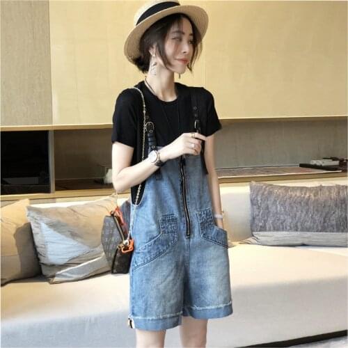 2021 Women O-neck Solid T-shirt + Pocket Suspender Denim Shorts Set 2 Piece Outfits for Women Summer Overalls Shorts Suits Q262