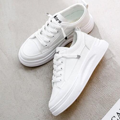 2021 Fashion Woman Flat Shoes Sneakers Breathable Casual Platform Female Vulcanized Shoes Lace Up Ladies Comfort Walking Shoes