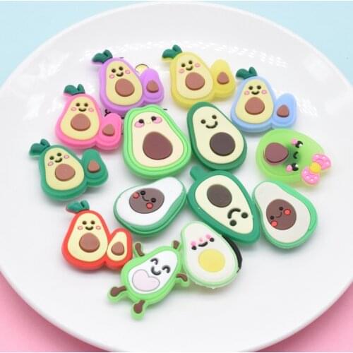 Hole Slippers Shoe Buckle Anime Cute Chars Croc Fruit avocado Decoration Designer Accesoire Garden Shoe Decoration Fit Kid Gift