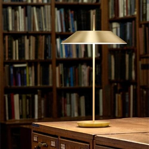 European Postmodern Simple Spanish Living Bedroom Bedside Model Room Designer Hardware LED Office Lamp