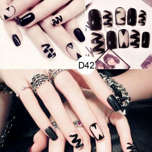 24 Pcs/Set Women Lady 3D Fake Nails With Glue Middle-Long Full Wrapped Tips Bride Artificial False Nail SANA889