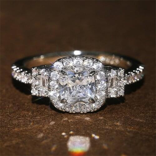 Women Rings Silver Plated Four Claw Cubic Zirconia Ring Banquet Couple Wedding Ring Fashion Jewelry Birthday Gift for Girlfriend