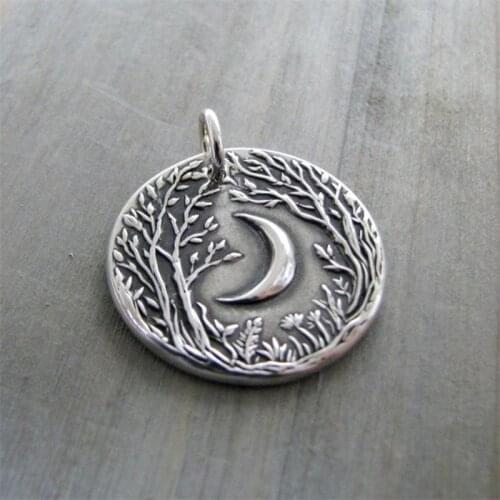 Creativity Personality Forest Moon Pendant Necklaces for Man Women Charm Chain Necklace Jewelry Fashion Accessories Party Gift