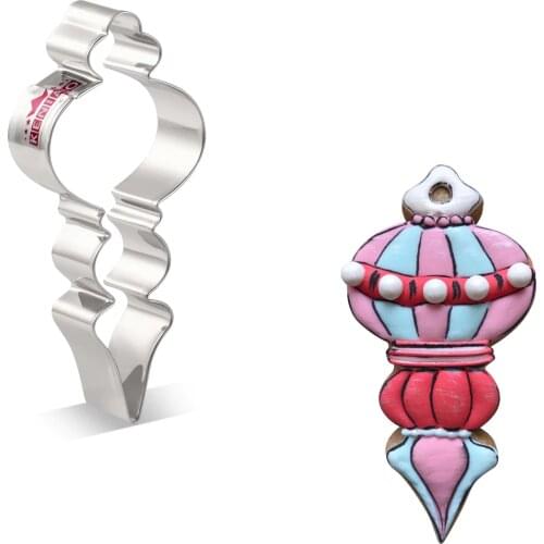 KENIAO Lamp Cookie Cutter For Christmas Party - 5.5 x 11.6 CM - Biscuit Fondant Bread Cutter - Stainless Steel